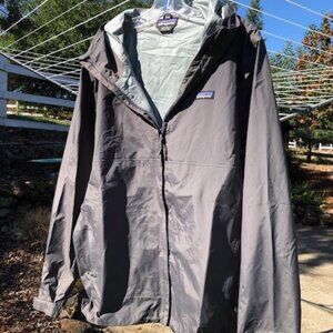 Patagonia Men's Torrentshell 3L Rain Jacket Large New Condition
